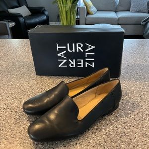 Black Leather Naturalizer Flat